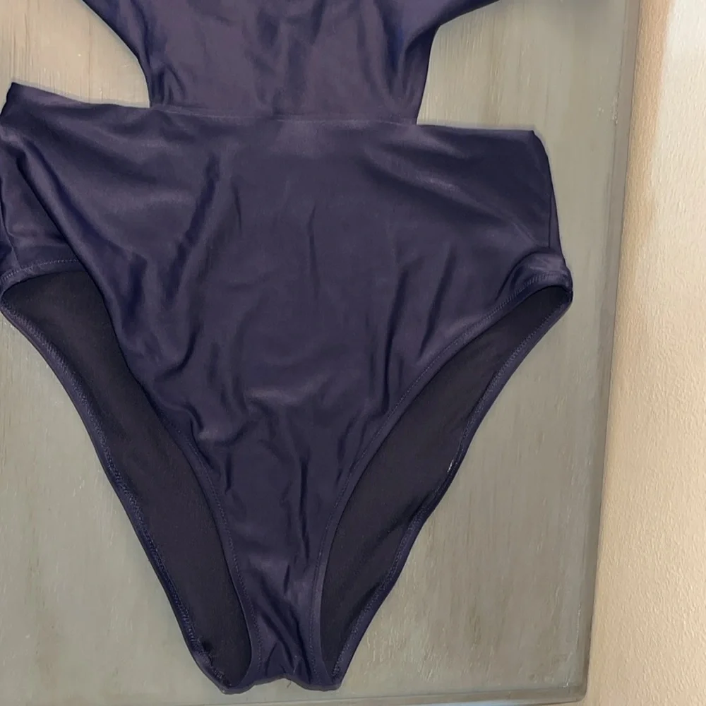 Aerie Swim One Piece Navy Blue Cutout Side Halter Top w Tie Back Closure L EUC - Picture 5 of 16